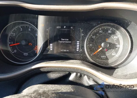 2015 Jeep Cherokee Sport z USA, uszkodzony, nr VIN 1C4PJMAB7FW546299